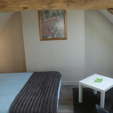 La Maison D'à Côté Couette-café *