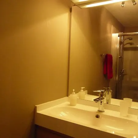 La Maison D'à Côté Couette-café