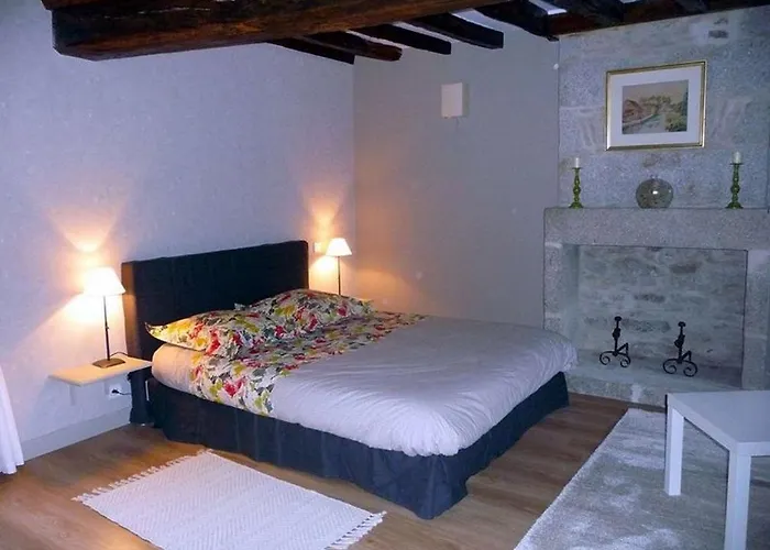 La Maison D'a Cote Bed & Breakfast *